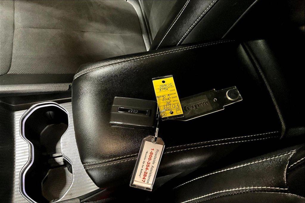 used 2024 Jeep Grand Cherokee L car, priced at $29,595