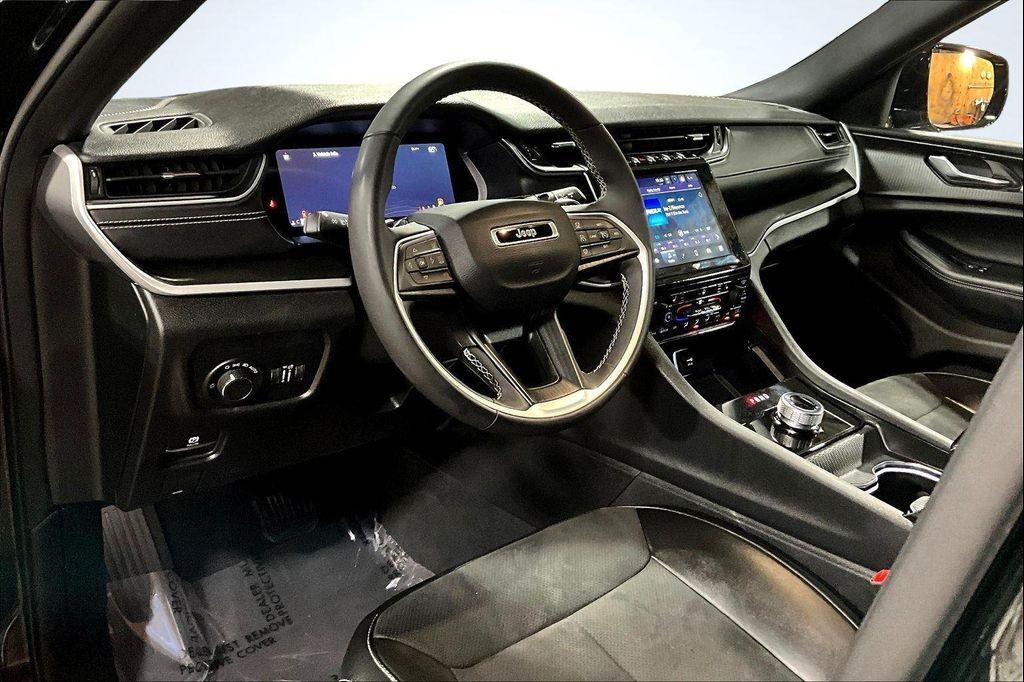 used 2024 Jeep Grand Cherokee L car, priced at $29,595