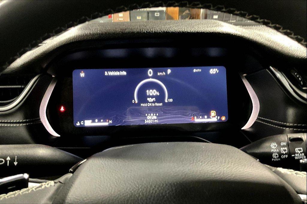 used 2024 Jeep Grand Cherokee L car, priced at $29,595