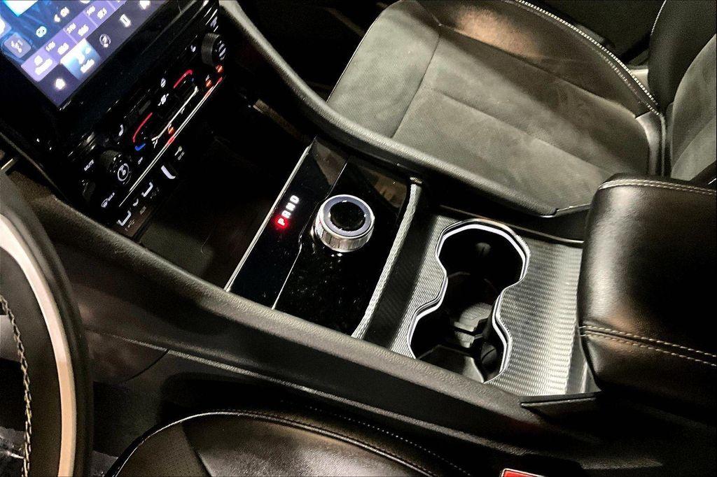 used 2024 Jeep Grand Cherokee L car, priced at $29,595