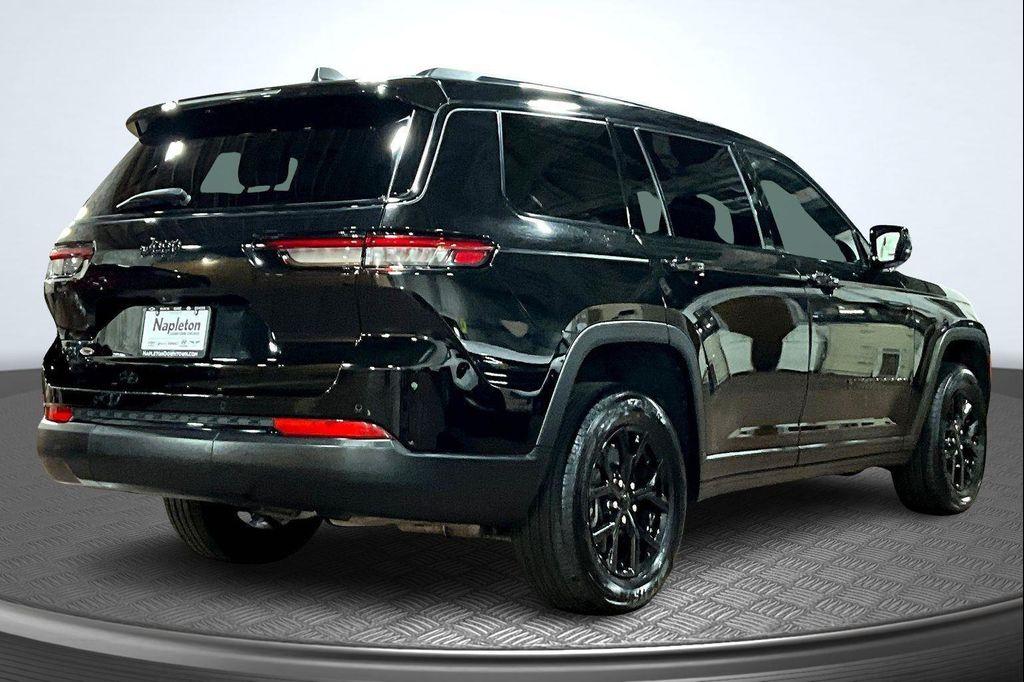 used 2024 Jeep Grand Cherokee L car, priced at $29,595