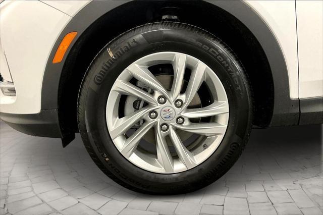 new 2025 Buick Envista car, priced at $27,630