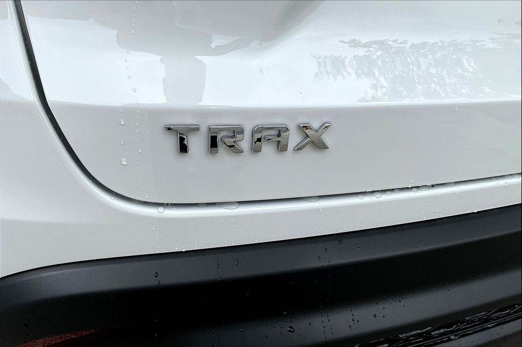 new 2025 Chevrolet Trax car, priced at $20,801