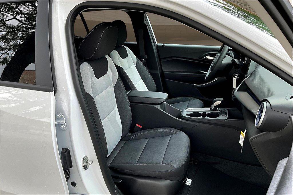 new 2025 Chevrolet Trax car, priced at $20,801