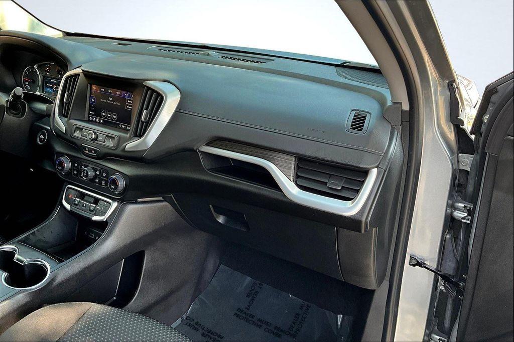 used 2024 GMC Terrain car, priced at $22,996