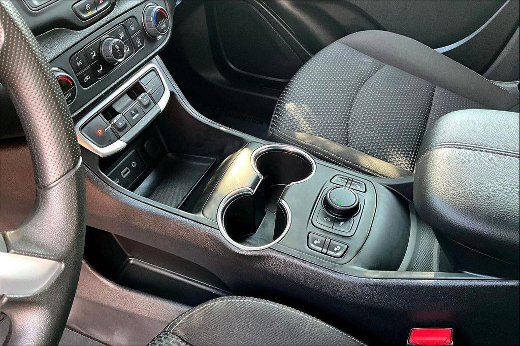 used 2024 GMC Terrain car, priced at $22,996