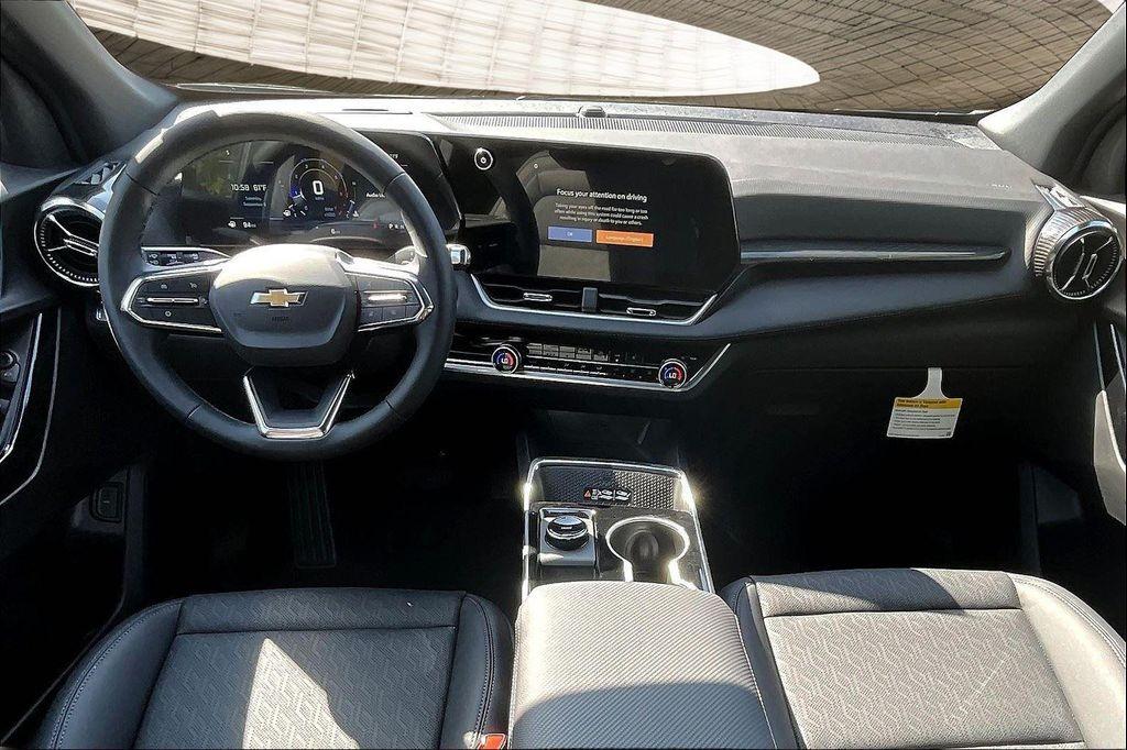 new 2026 Chevrolet Equinox car, priced at $30,816
