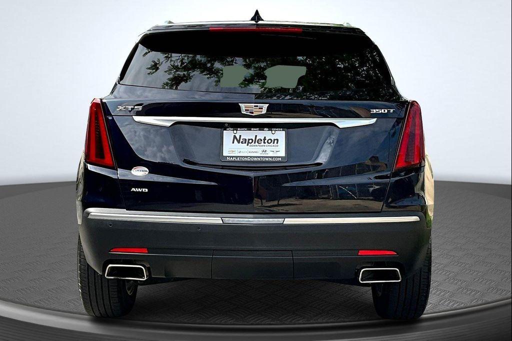 used 2022 Cadillac XT5 car, priced at $26,999