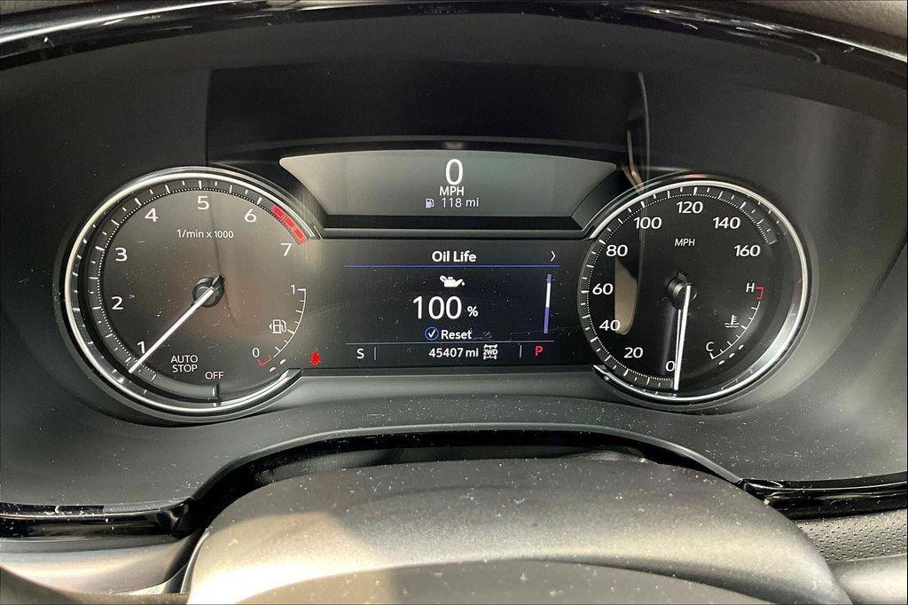 used 2022 Cadillac XT5 car, priced at $26,999
