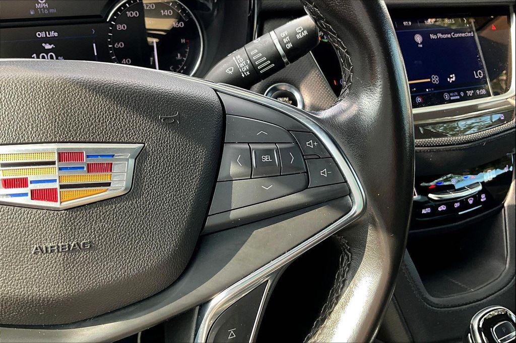 used 2022 Cadillac XT5 car, priced at $26,999