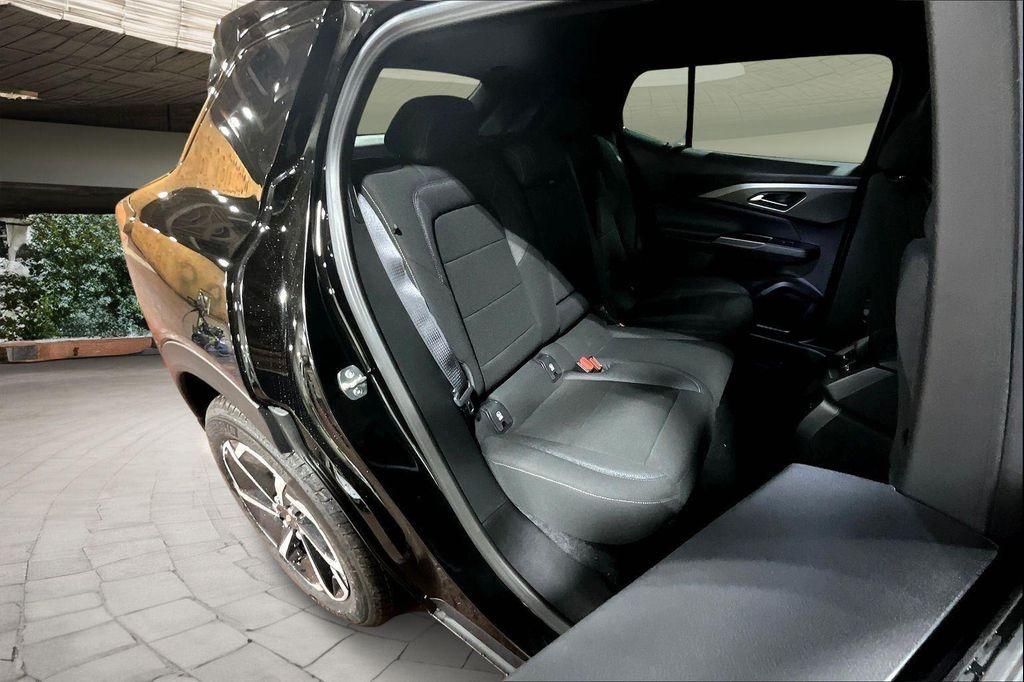 new 2026 Chevrolet Equinox EV car, priced at $37,757