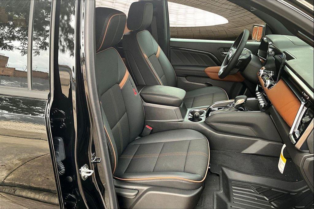 new 2025 GMC Canyon car, priced at $49,585