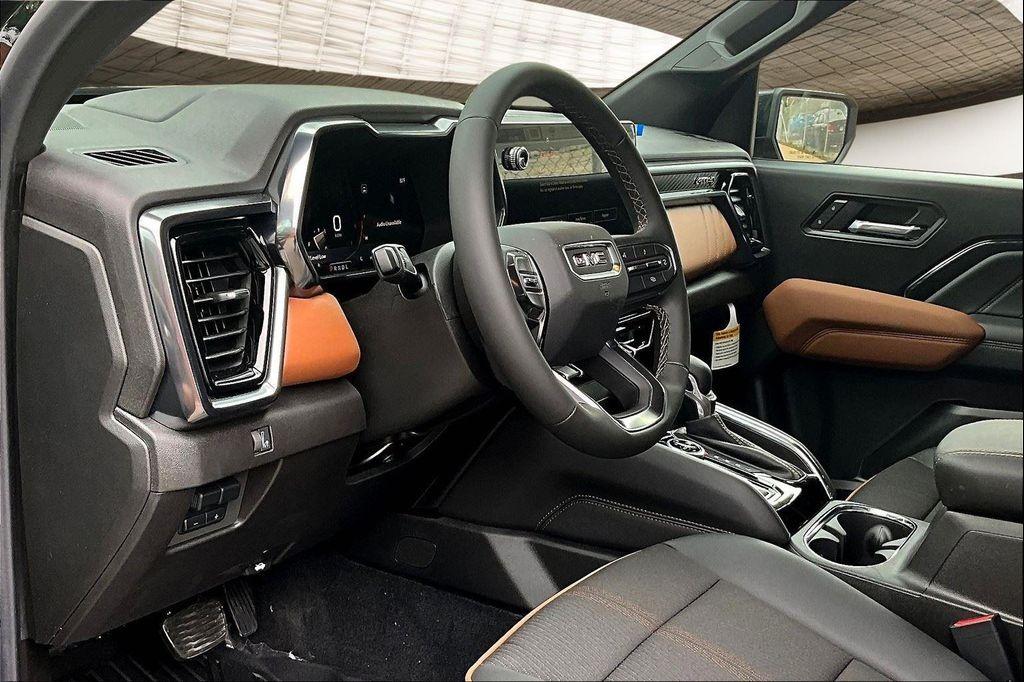 new 2025 GMC Canyon car, priced at $49,585