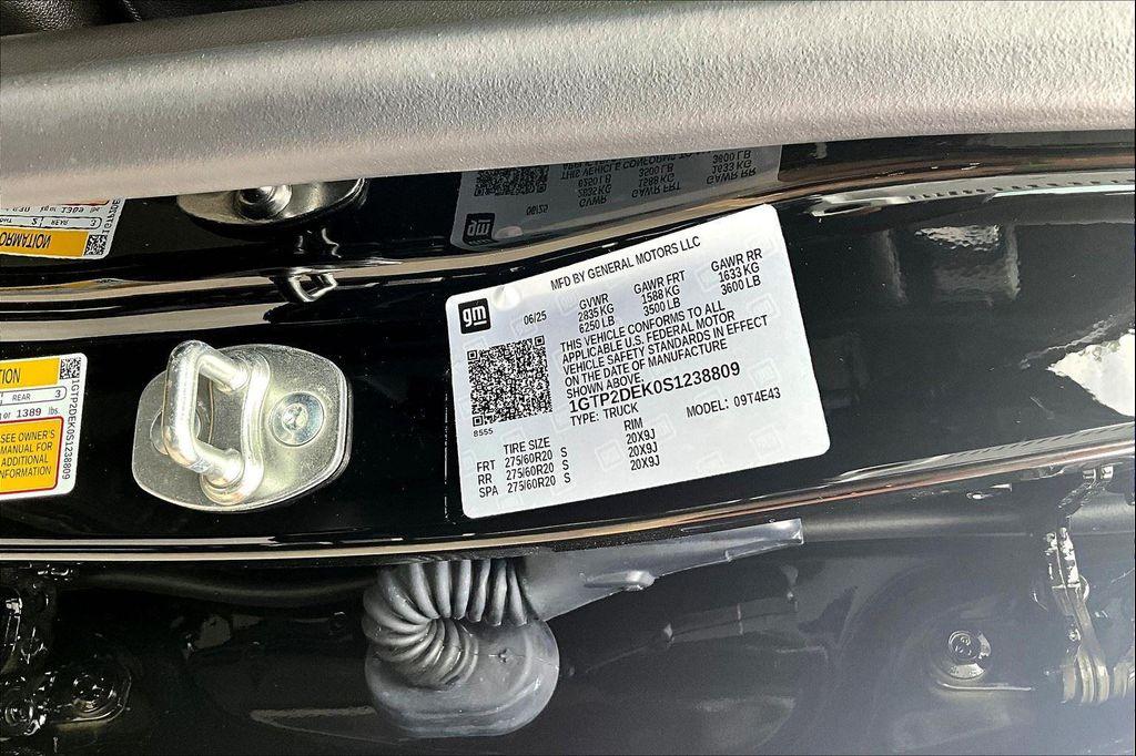 new 2025 GMC Canyon car, priced at $49,585