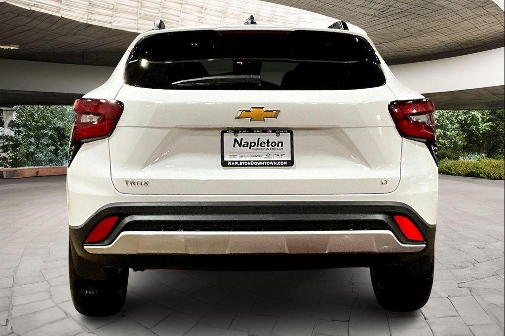 new 2026 Chevrolet Trax car, priced at $25,368