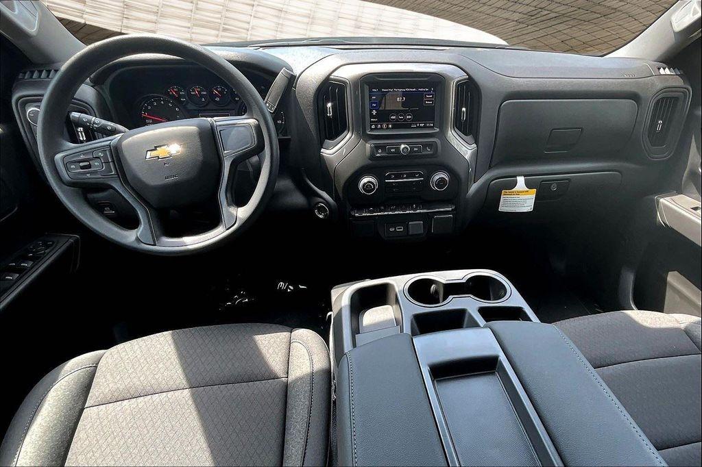 new 2025 Chevrolet Silverado 1500 car, priced at $40,897