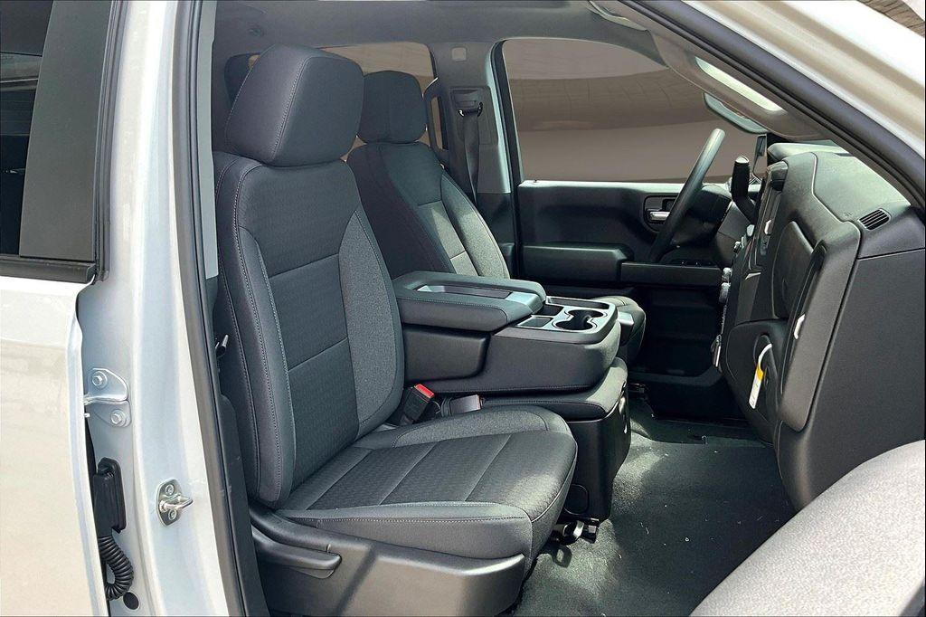 new 2025 Chevrolet Silverado 1500 car, priced at $40,897