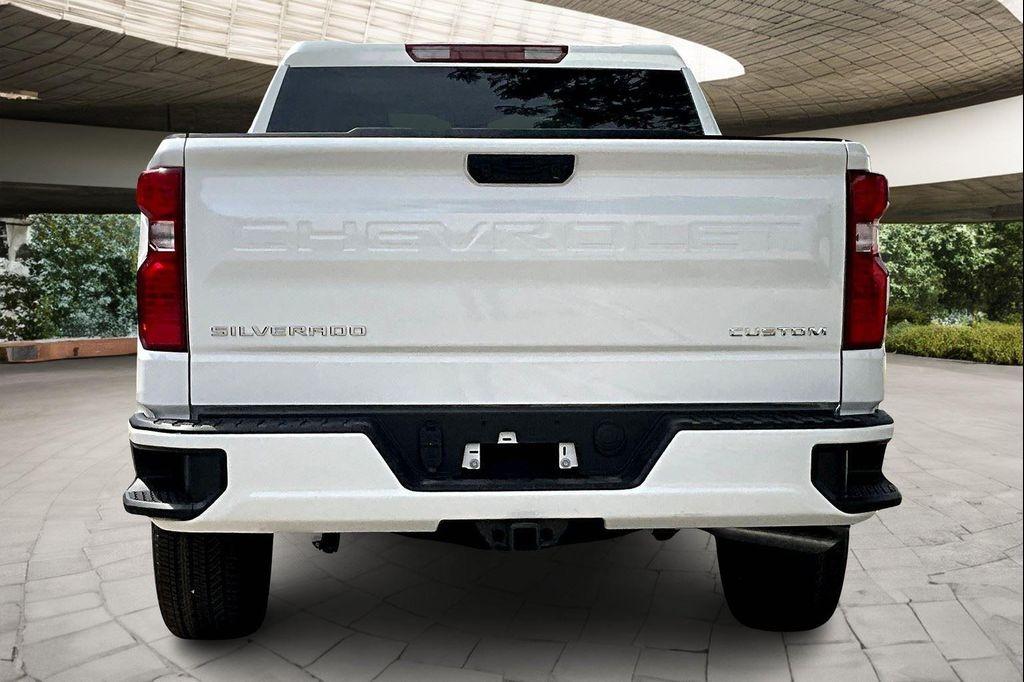 new 2025 Chevrolet Silverado 1500 car, priced at $40,897