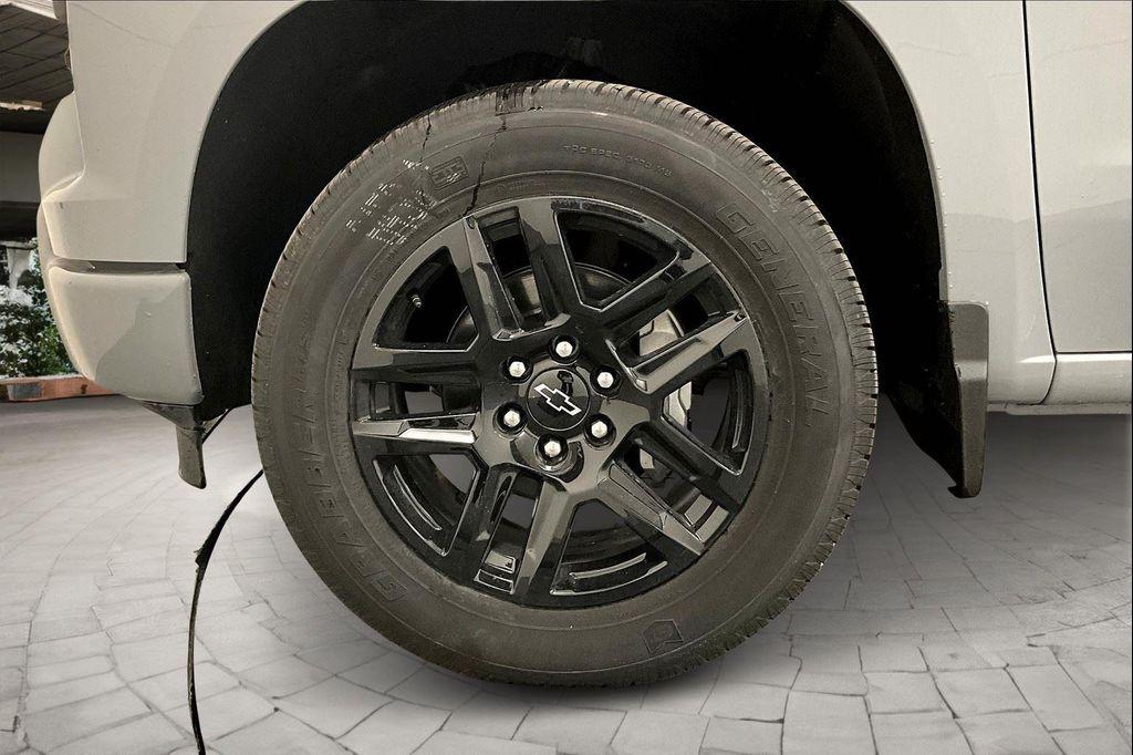 new 2024 Chevrolet Silverado 1500 car, priced at $39,132
