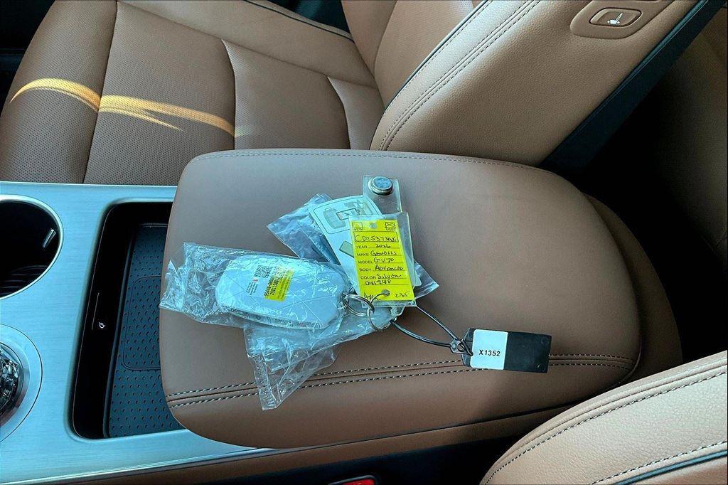 used 2026 Genesis GV70 car