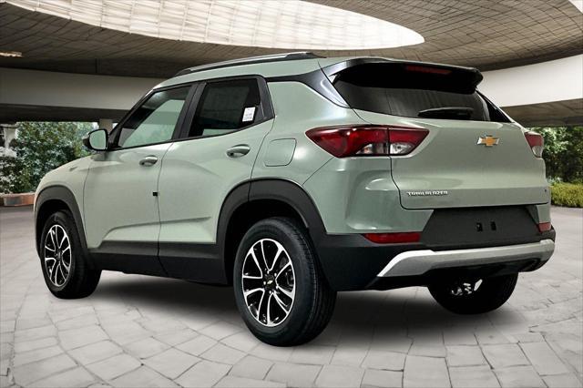 new 2025 Chevrolet TrailBlazer car, priced at $25,990