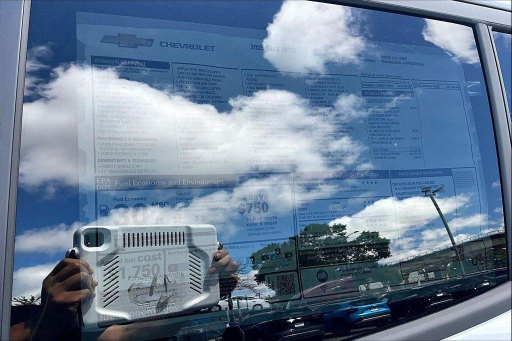 new 2025 Chevrolet Trax car, priced at $23,810