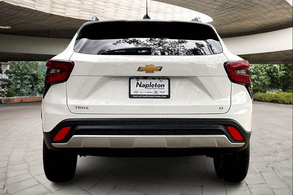 new 2025 Chevrolet Trax car, priced at $23,810