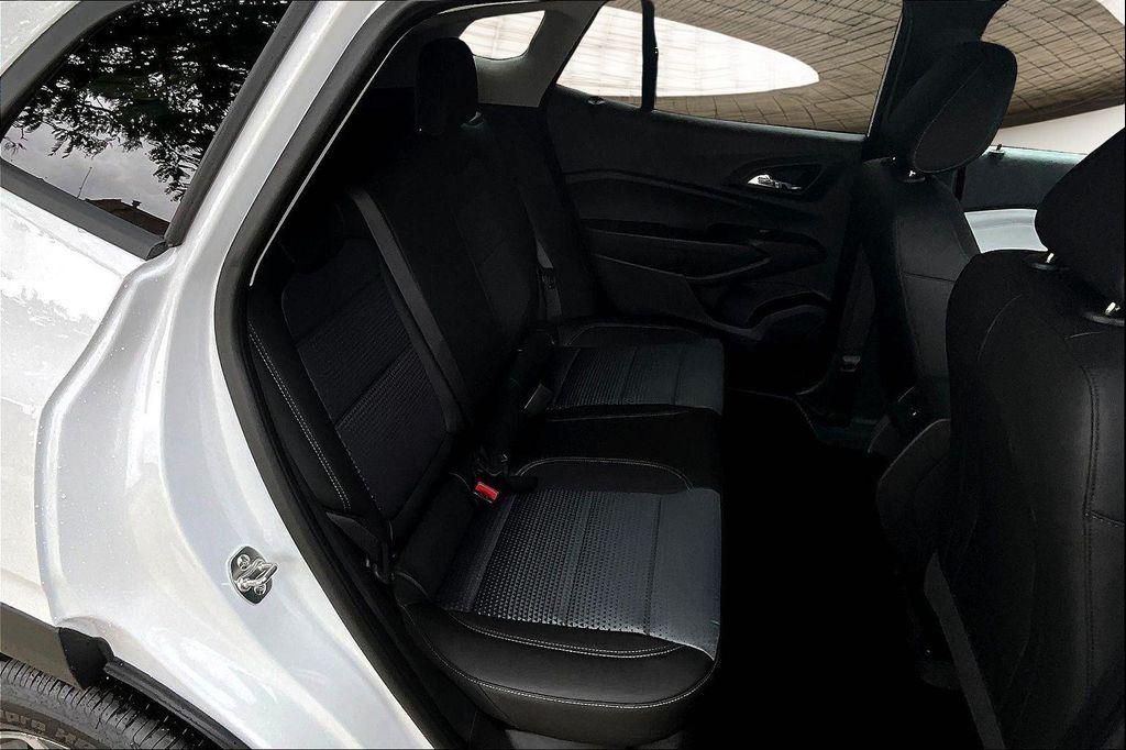 new 2025 Chevrolet Trax car, priced at $23,810