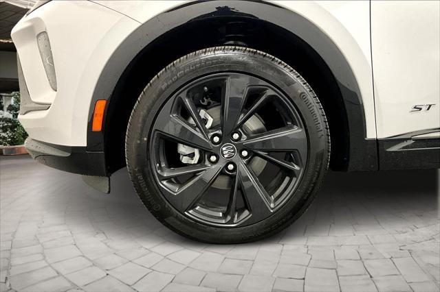 new 2025 Buick Envision car, priced at $42,835