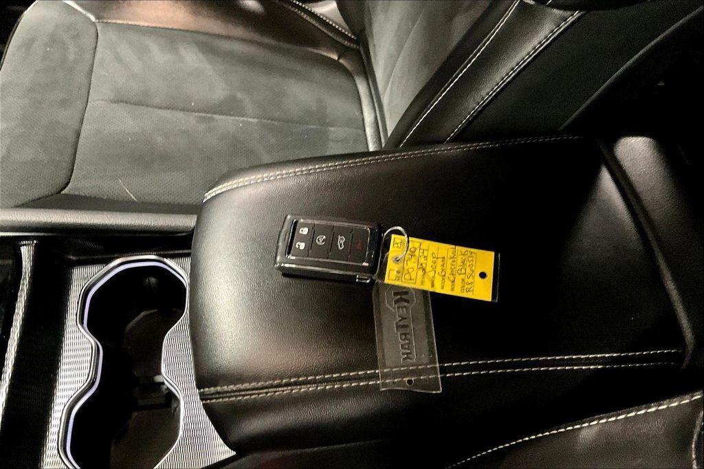 used 2024 Jeep Grand Cherokee L car, priced at $30,996