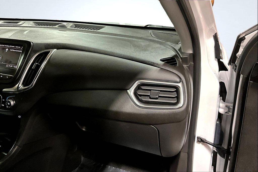 used 2024 Chevrolet Equinox car, priced at $21,994