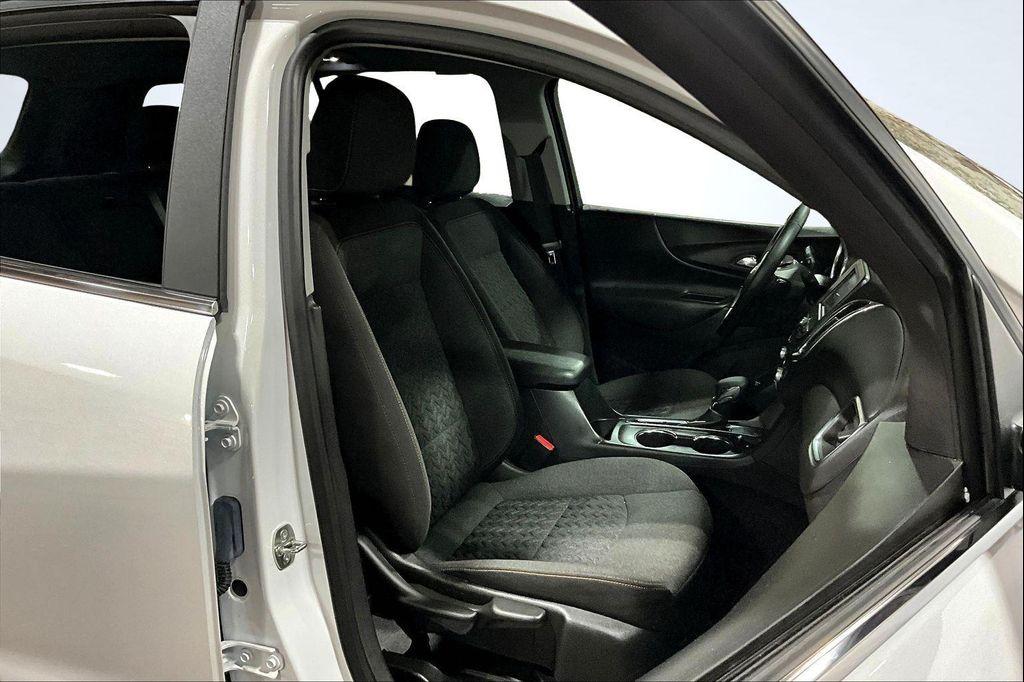 used 2024 Chevrolet Equinox car, priced at $21,994