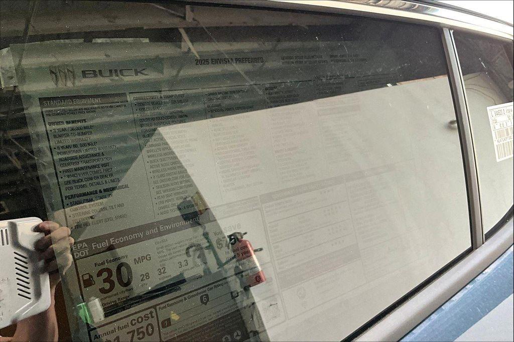 new 2025 Buick Envista car, priced at $23,131