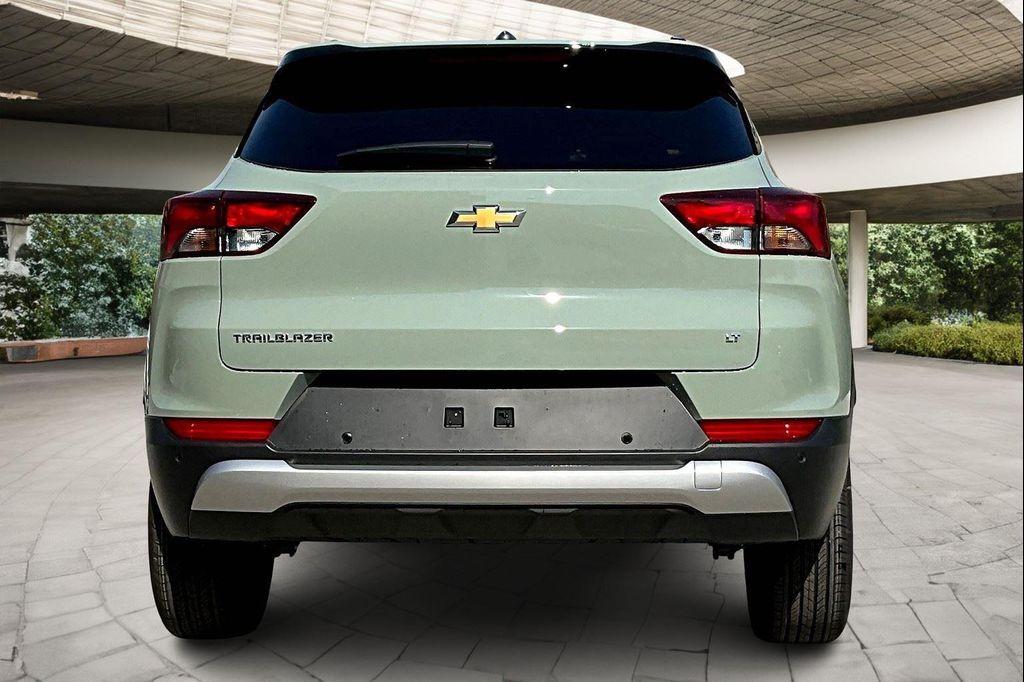new 2026 Chevrolet TrailBlazer car, priced at $25,278