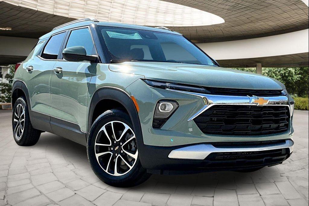 new 2026 Chevrolet TrailBlazer car, priced at $25,278