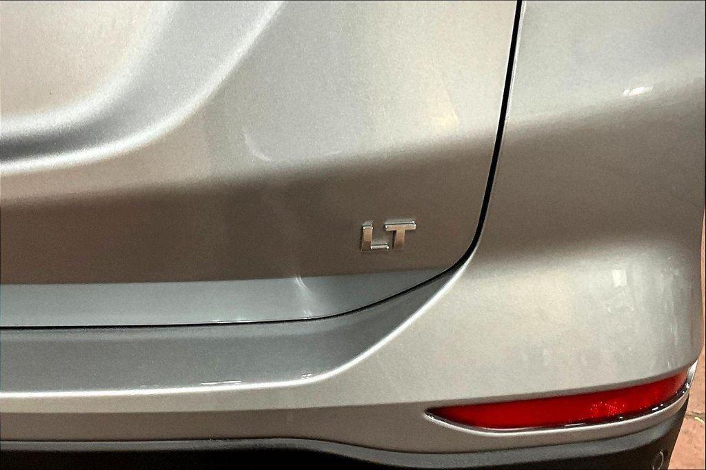 used 2024 Chevrolet Equinox car, priced at $20,991