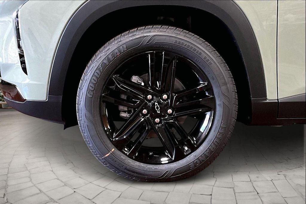 new 2026 Chevrolet Trax car, priced at $27,190