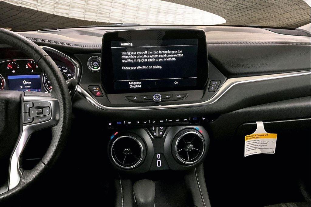 new 2025 Chevrolet Blazer car, priced at $34,262