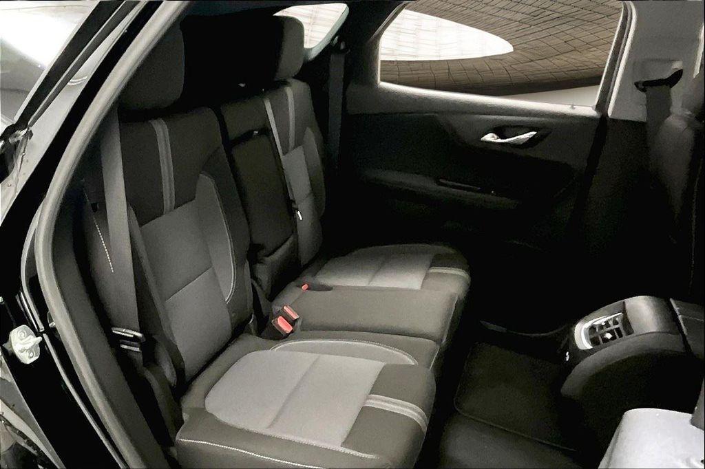 new 2025 Chevrolet Blazer car, priced at $34,262