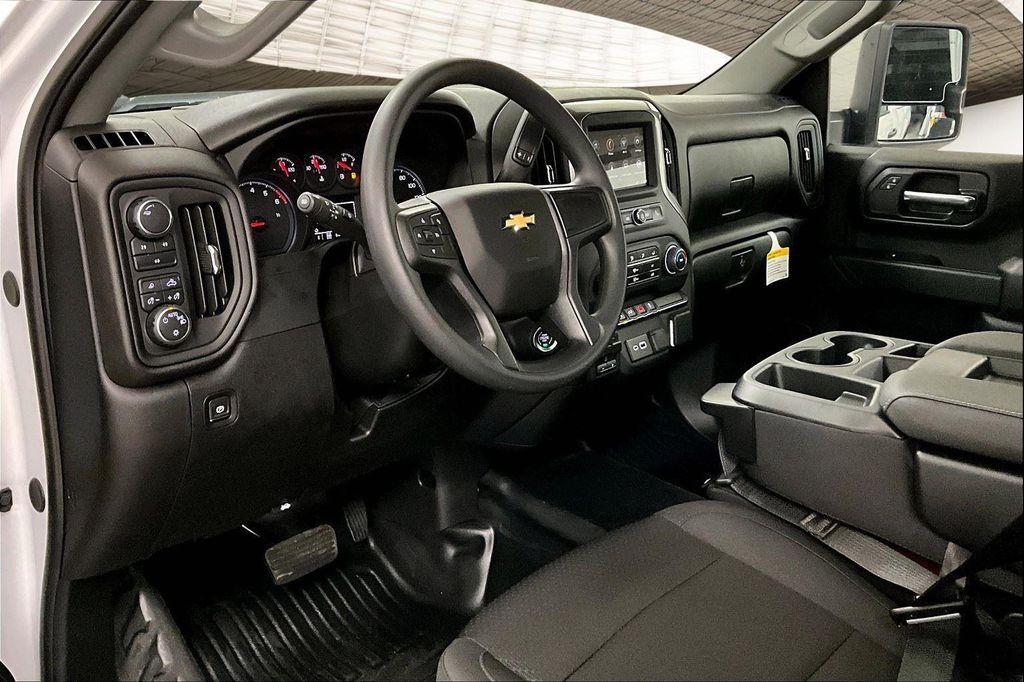 new 2025 Chevrolet Silverado 2500 car, priced at $46,745