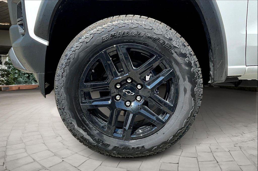 new 2025 Chevrolet Colorado car, priced at $38,688