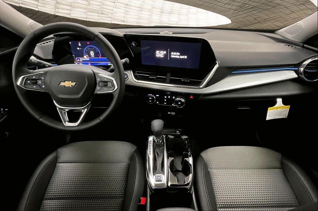 new 2025 Chevrolet Trax car, priced at $24,211