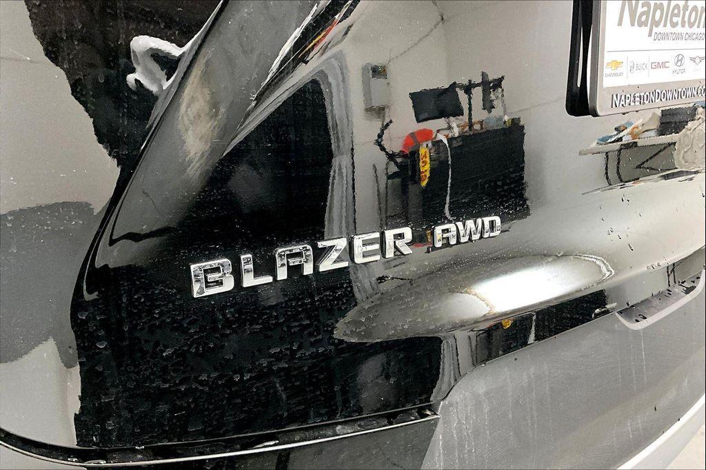 new 2025 Chevrolet Blazer car, priced at $35,917