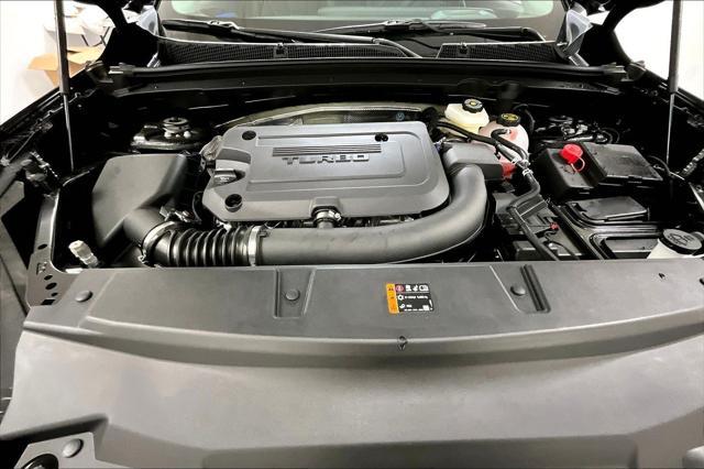 new 2025 Buick Envision car, priced at $46,095