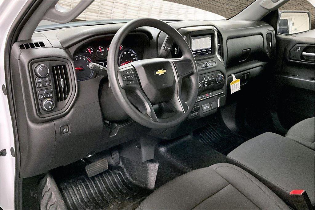 new 2025 Chevrolet Silverado 1500 car, priced at $39,035