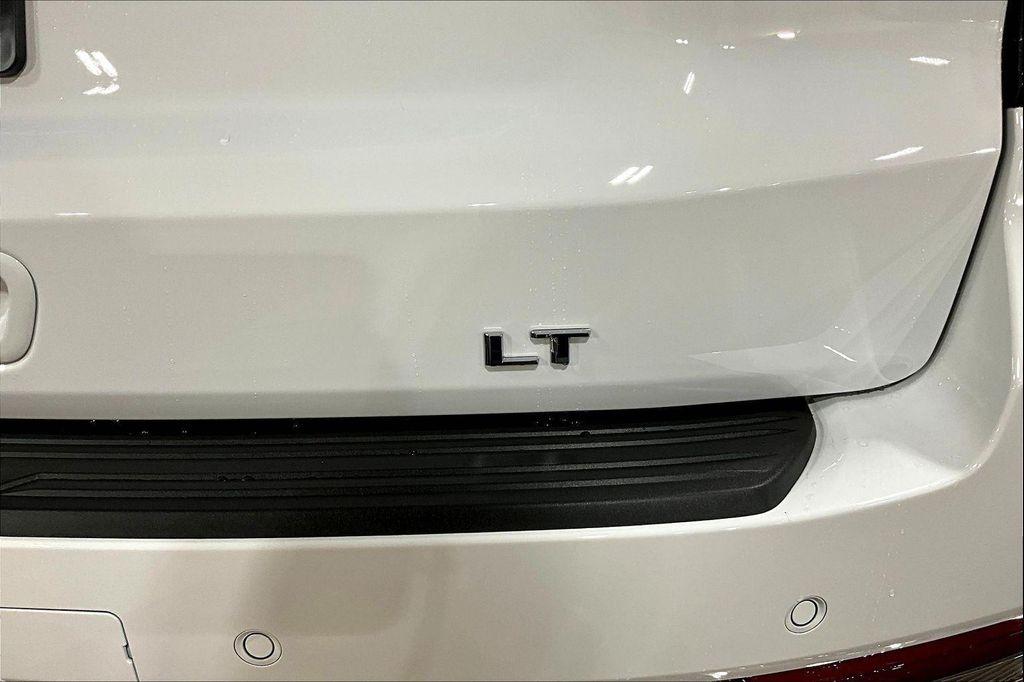 new 2026 Chevrolet Suburban car, priced at $78,190