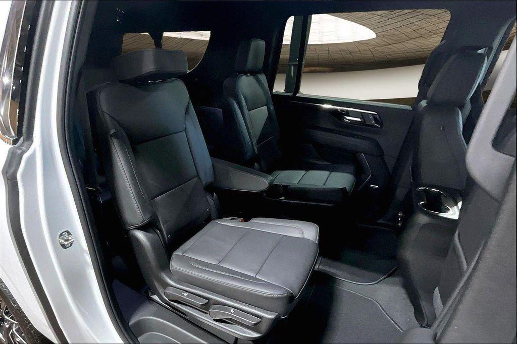 new 2026 Chevrolet Suburban car, priced at $78,190