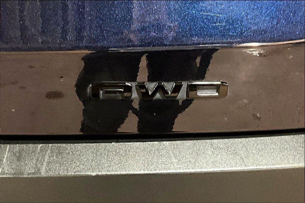 used 2022 GMC Acadia car, priced at $24,991