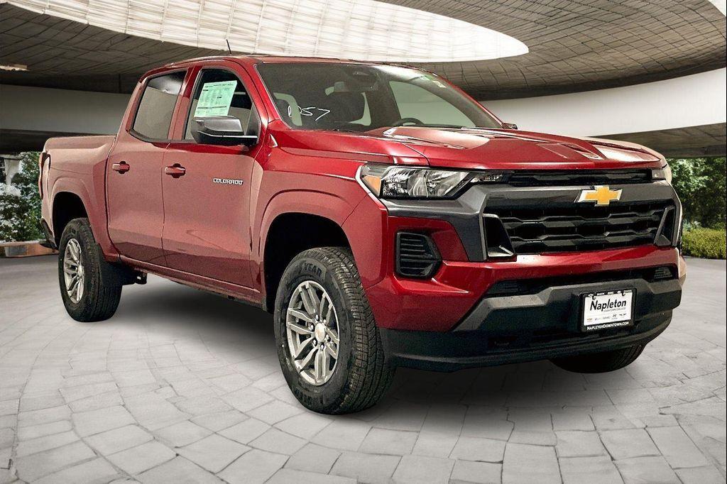 new 2025 Chevrolet Colorado car, priced at $39,711
