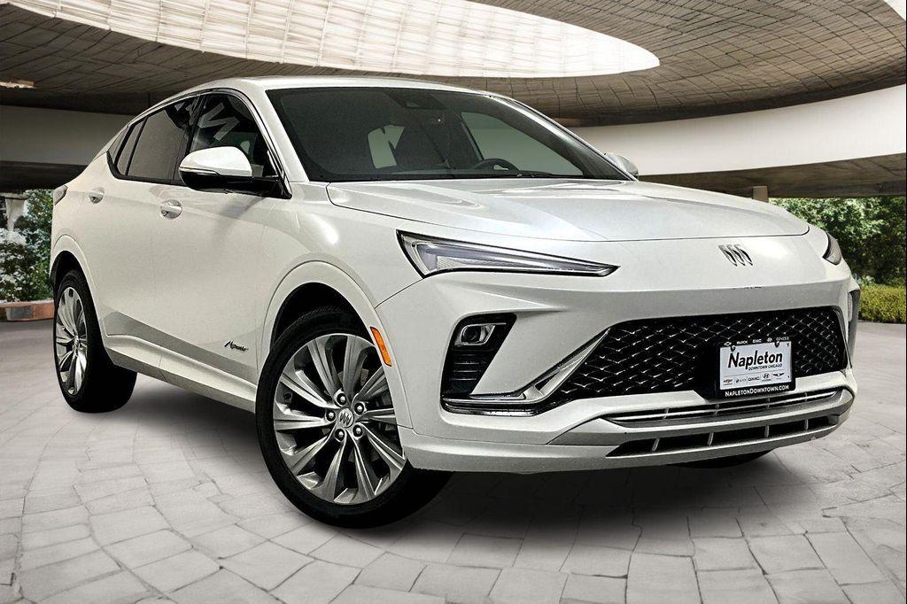new 2025 Buick Envista car, priced at $30,058